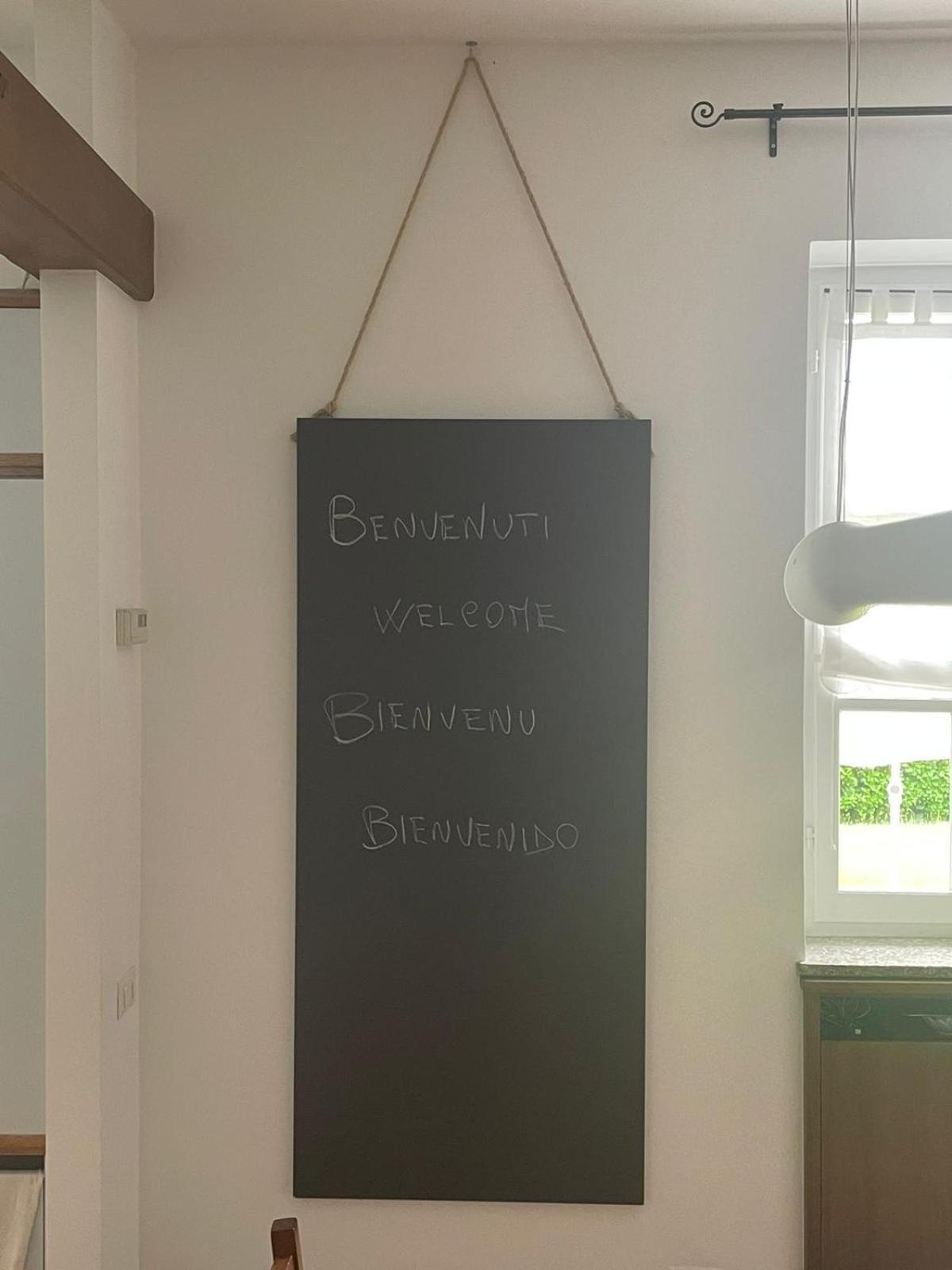 B&B Marilena Guanzate Экстерьер фото